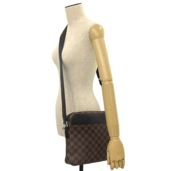 Louis Vuitton Damier Jake Messenger PM - Picture 9 of 9